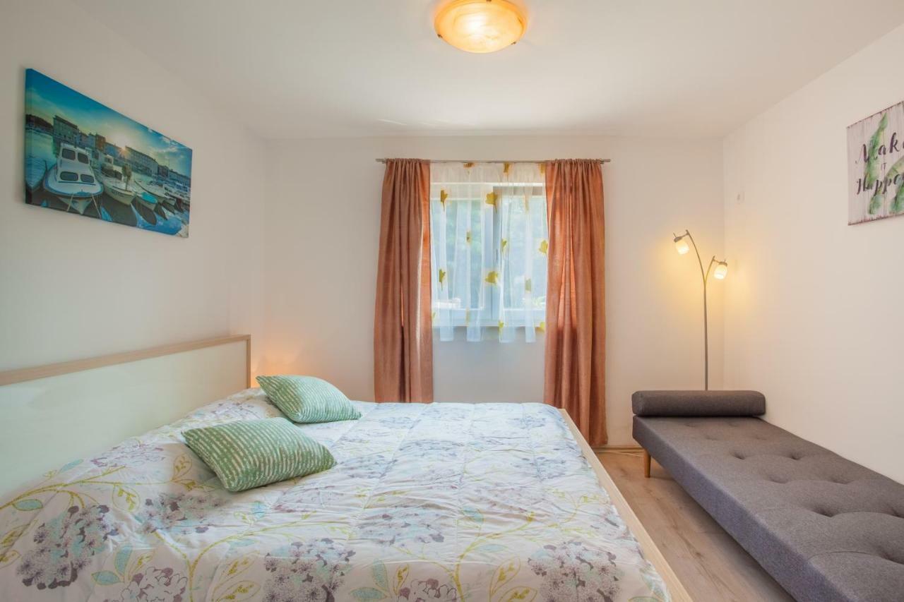 Apartment Enjoy And Relax Црес Экстерьер фото